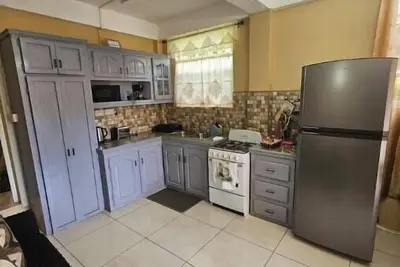 Image de Poolside apartment near beaches Apt. B 2bed 1 bath