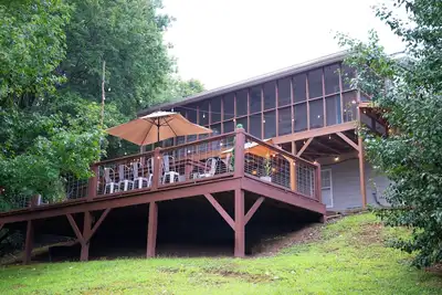 Image de Whisperwood Hideaway ~ Cleveland