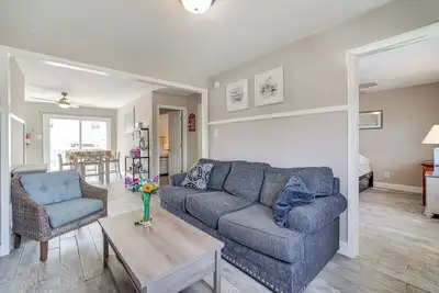 Walkable Brigantine Condo, 4 Mi to Atlantic City!