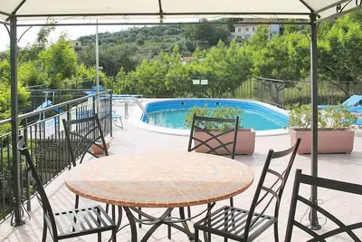 Image de Le Mimose 6 Pax - Trois Chambres Appartement, Couchages 6