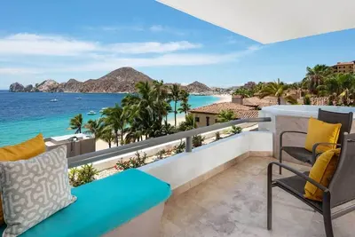 Image de Corazón Cabo Resort & Spa's Luxurious 2 Bedroom Suite right above Medano Beach!