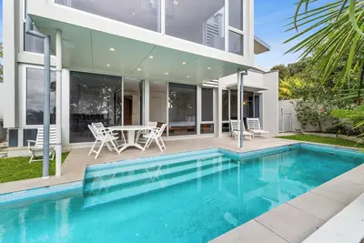 Image de Sentinel Beach House - Auckland Holiday Retreat