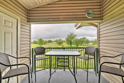 Image de Cozy Course Getaway at 2br/2ba Branson Condo - Great for Family Getaways