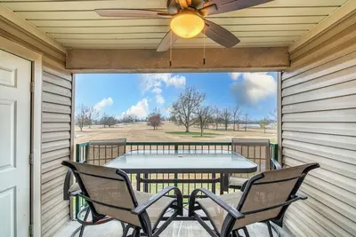 Image de Relaxing Golf Condo | 5 min to Landing | 2 King Br w/Resort Perks