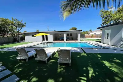 Image de Remodeled Grand Villa Oasis Pool Bbq and Ping Pong