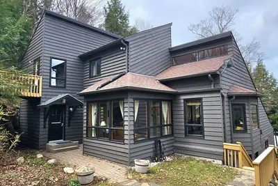 Image de Pinecrest on the Lake, 4br Waterfront, Dock, 4 Season Cottage, Private