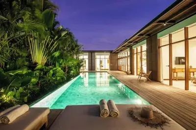 Image de Big pool 5 Br Villa Canggu Prime location, 5 min to Berawa beach, .