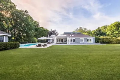 Image de Hamptons / Sagaponack Chic: A Luxurious Escape Awaits