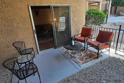 Image de Xanadu Fun! 1st floor unit with boat parking, walk to restaurants and lake