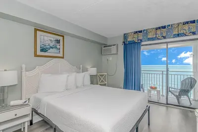 Image de Oceanfront Queen Suite- Sea Mist 21004