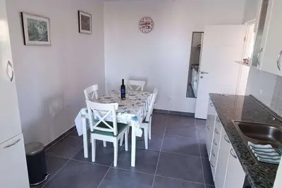 Image de Appartement d'une chambre avec la terrasse Gajac, Pag (A-22921-a)