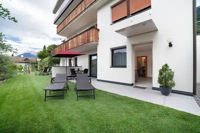 Image de Appartement \"Pinot Grigio\" avec vue sur les montagnes, terrasse privée et Wi-Fi