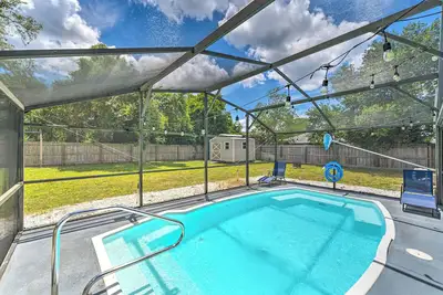 Image de Day Trip to Disney & Beach: Home w/ Saltwater Pool