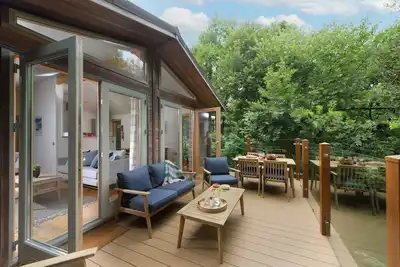 10 Stonerush Valley, family friendly, country holiday cottage in Looe