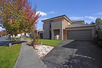 Image de Modern Pakenham Family Home near Lakeside