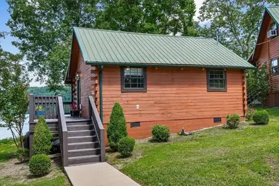 Image de 2 Bedroom Fox Den Cabin 12 - 2 bedrooms, Sleep sofa and a kitchenette