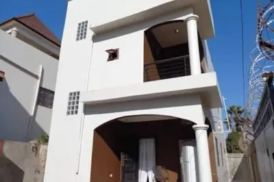 Image de Elegant, Comfortable & Very Modern house in Bijilo