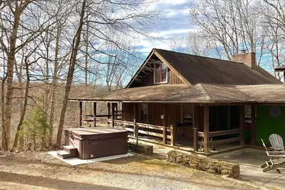 Image de LakeTrail Cabin suite w/hottub opt Lt1