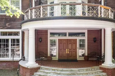 Image de Mansion in Woods 4 bedroom apartment M2345