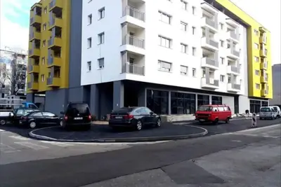 Image de One Bedroom Apartment with Balcony