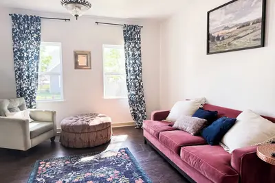 Image de Unique Cottage - Dog Friendly - Close to Purina