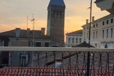 Image de Townhouse near Palazzo Grassi with a wonderful rooftop