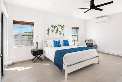 Image de Tranquil Caribbean Retreat Awaits: Modern-Stylish 3 Bdr Villa in Grand Turk!