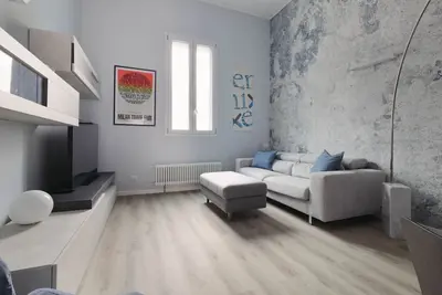 Image de Modern Sunlit Loft-Milan Retreat