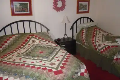 Image de Cozy condo in the White Mountains- Close to Storyland!