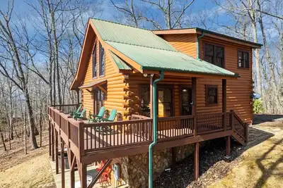 Image de Panoramic Blue Ridge Mountain Views with Gameroom, Firepit and Hot Tub