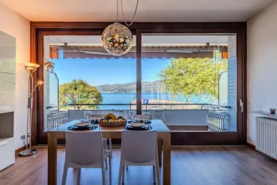 Image de Attilio lake front view by Interhome
