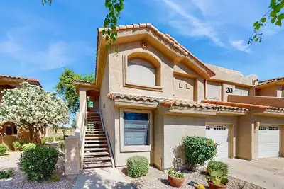 Image de Golf course-view getaway with Wfh desk, pool, hot tub, gym access