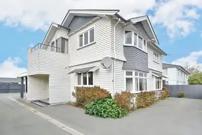 Image de Cbd 5 bdrm Grand Villa sleeps 14 w\/free carparks