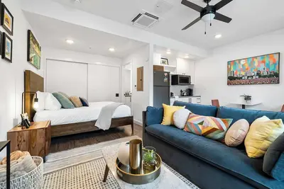 Image de Charming Dt Atx Studio | Mins to Rainey St | Patio