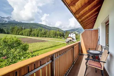 Image de Appartement '1' avec vue sur les montagnes, jardin partagé et Wi-Fi