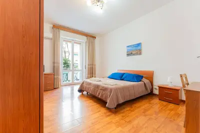 Image de \"Dante House\" Appartement dans le centre, idéal pour les groupes