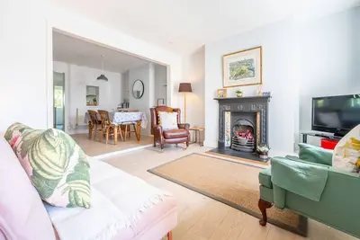 Image de Dragonfly Cottage - a terraced cottage that sleeps 4 guests in 2 bedrooms