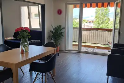 Image de Logement Hyeres 6/8 Personnes