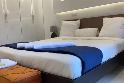 Image de Voyage d’affaires et séjour paisible.