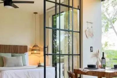 Image de Penthouse Studio Apt w/ Private Roof & Pool ᯽Ph5\n\n