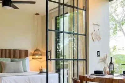 Image de Penthouse Studio Apt w/ Private Roof & Pool ᯽Ph11\n\n