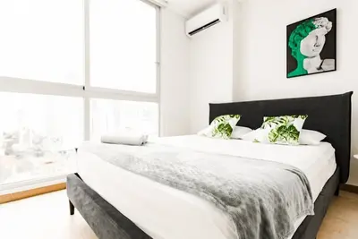 Image de Luxury 3 Bedroom Cityview apt parkingandbalcony