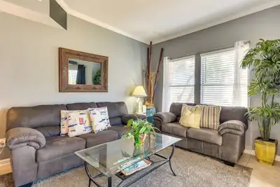 Image de Destin Ground-Level Condo w/ Private Beach Access