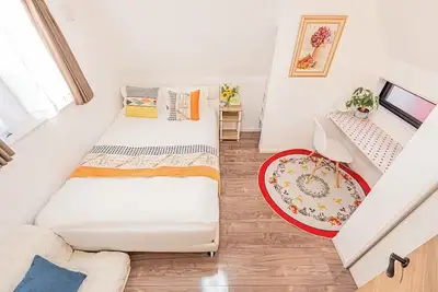 Image de Newly built 82 sq. m. 2ldk with garage located 4 min. from Kaminakazato station, Japanese style bedroom with large living room, 1 min. from 24-hour convenience store, direct access to Ueno 8 min.