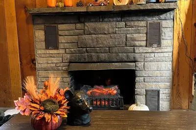 Image de Grizzly’s Getaway in the Mountains! 45 minutes to white sands. , Dogs Welcome