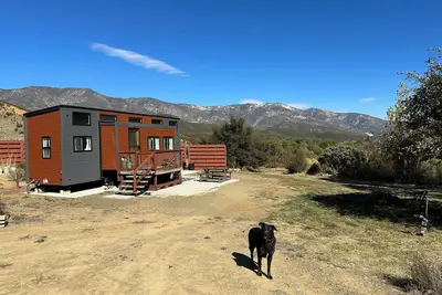 Image de Ojai Wilderness Off-Grid Tiny House