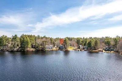 Image de New Listing! The Beach House on Watchic — Great for groups & family friendly!