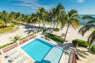 Image de #9 Beachfront-balcony, views, pool, kayaks, more!