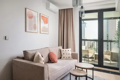 Image de Grzybowska Beige City View Apartment