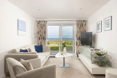 Image de Mermaid's Secret, The Sands -  an apartment that sleeps 4 guests  in 2 bedrooms